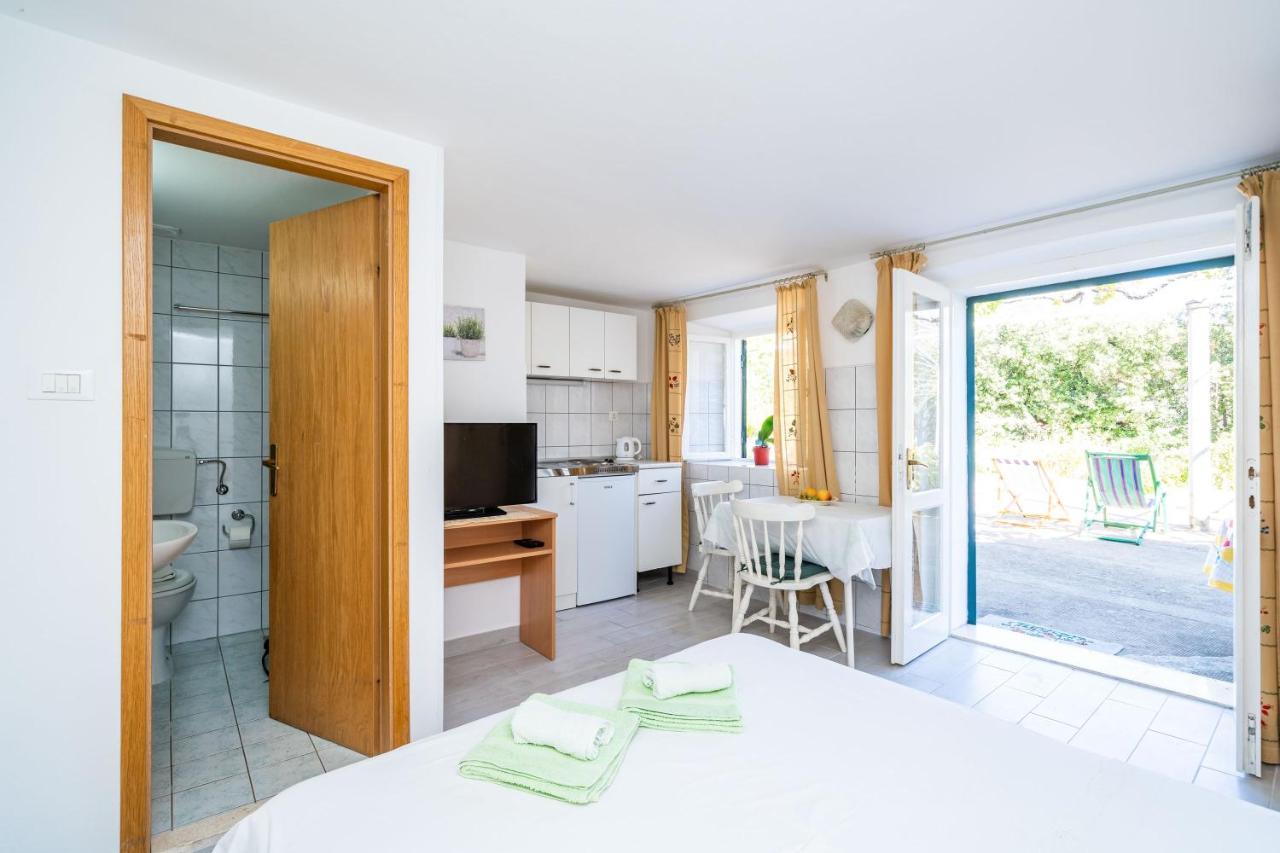 Apartments Lidija ซาตอน ภายนอก รูปภาพ